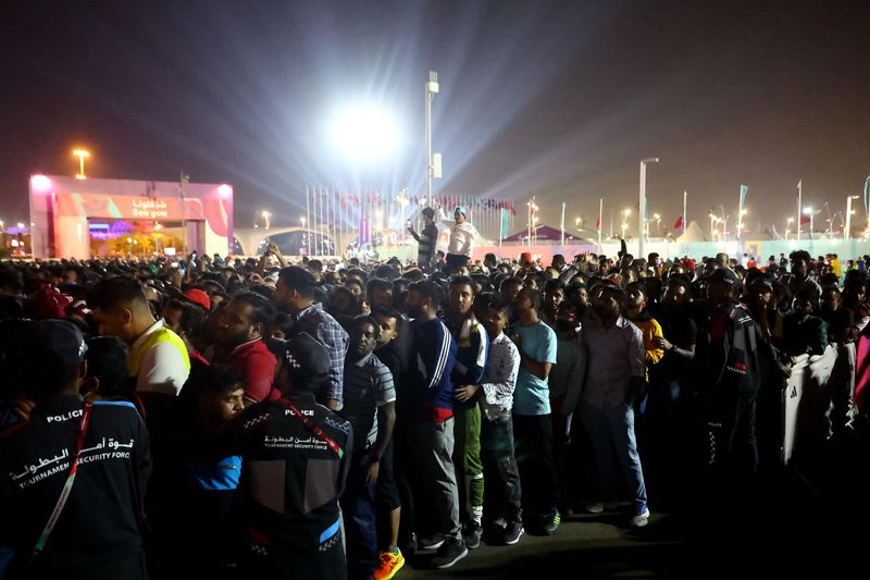 &copy; Reuters.  Nov 20, 2022 
Foto del domingo del atestado "fan fest" en Doha 
 REUTERS/Hannah Mckay