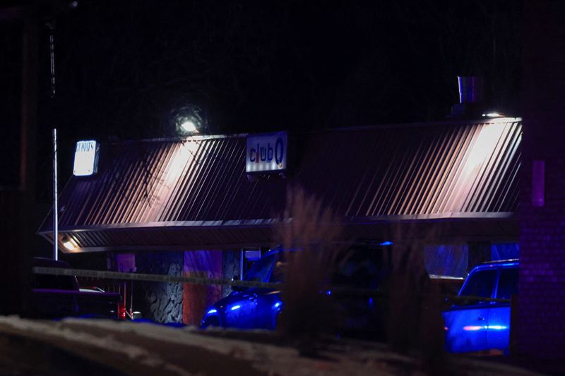 © Reuters. General view of the Club Q gay nightclub as police respond to a mass shooting in Colorado Springs, Colorado, U.S., November 20, 2022. REUTERS/Kevin Mohatt