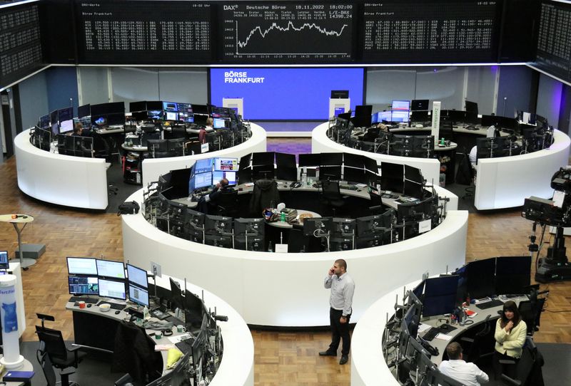 &copy; Reuters. FILE PHOTO:The German share price index DAX graph is pictured at the stock exchange in Frankfurt, Germany, November 18, 2022.    REUTERS/Staff