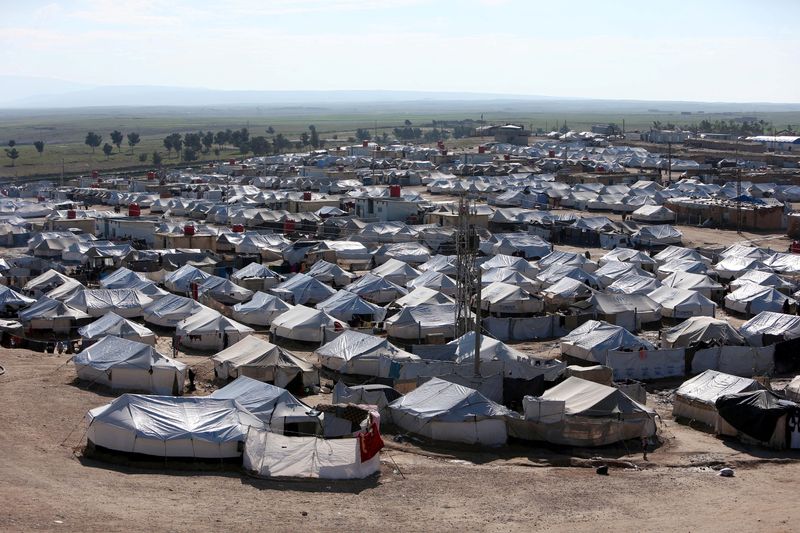 &copy; Reuters. FOTO DE ARCHIVO: El campo de desplazados de al-Hol en Hasaka, Siria, 2 de abril de 2019. REUTERS/Ali Hashisho