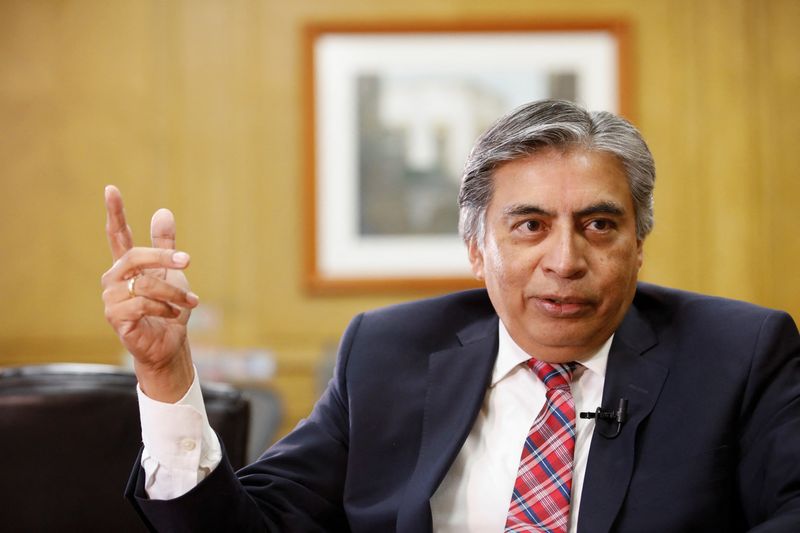 &copy; Reuters. FILE PHOTO: Mexican central bank board member Gerardo Esquivel, speaks during an interview with Reuters in Mexico City, Mexico. October 25, 2022. REUTERS/Raquel Cunha