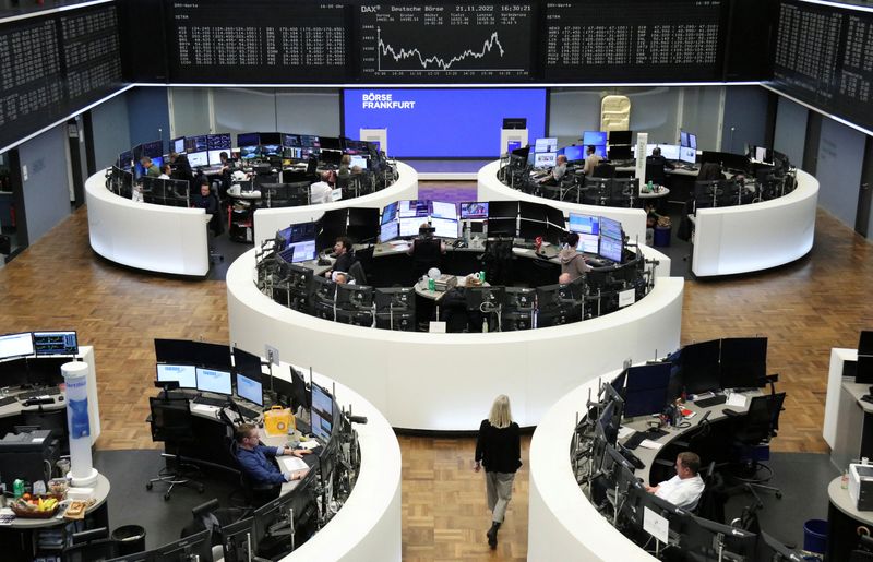 &copy; Reuters. Panoramica della borsa di Francoforte.    REUTERS/Staff