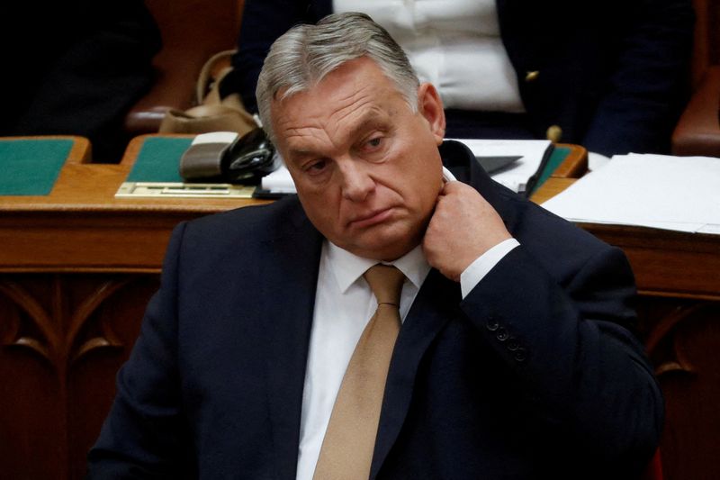 &copy; Reuters. Foto de archivo del Primer Ministro de Hungría Viktor Orban en el Parlamento en Budapest
Sept 26, 2022. REUTERS/Bernadett Szabo 