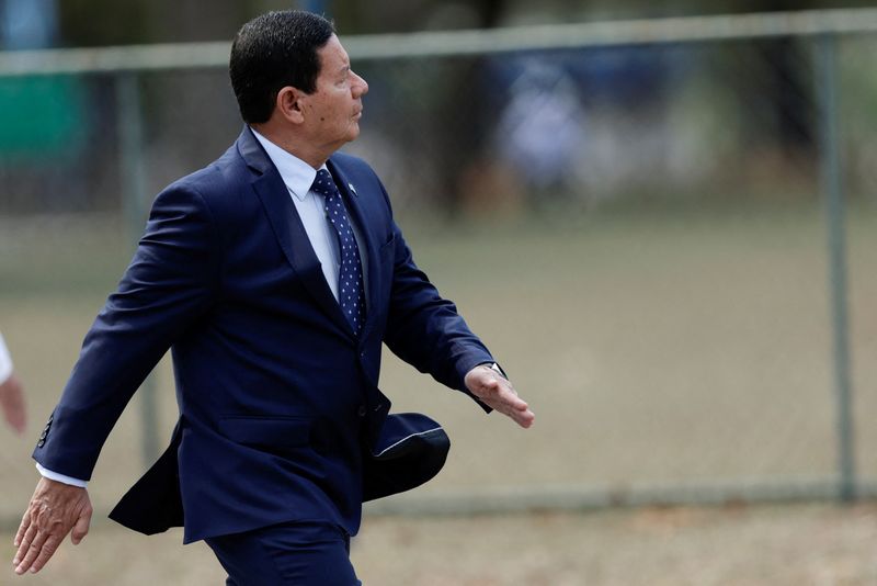 &copy; Reuters. Vice-presidente Hamilton Mourão em Brasília
21/10/2022
REUTERS/Ueslei Marcelino