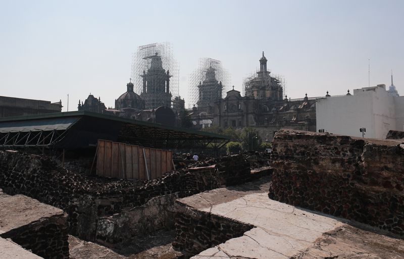 In Mexico, Aztec dig sets new records as royal mystery deepens