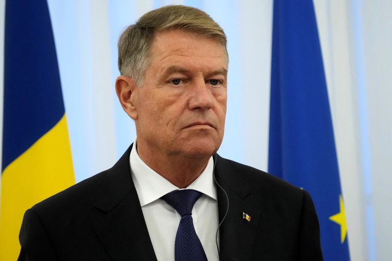 Romania to keep supplying power to Moldova, interconnections a problem -president