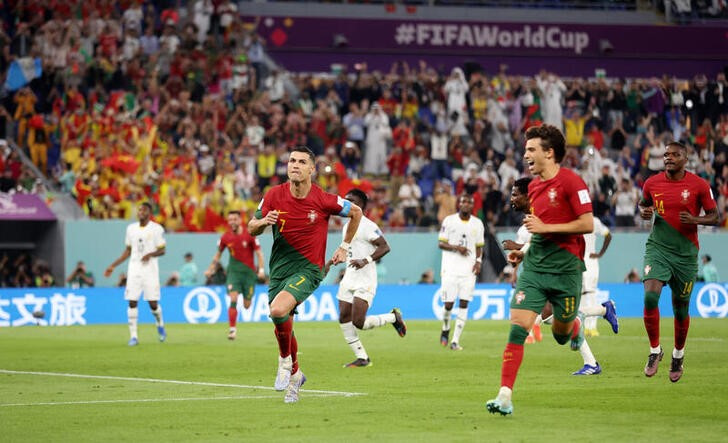 &copy; Reuters. Nov 24, 2022 
Foto del jueves del delantero de Portugal Cristiano Ronaldo celebra tras marcar ante Ghana 
 REUTERS/Carl Recine