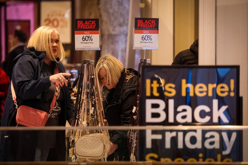 Crisi costo della vita getta ombre su Black Friday europeo