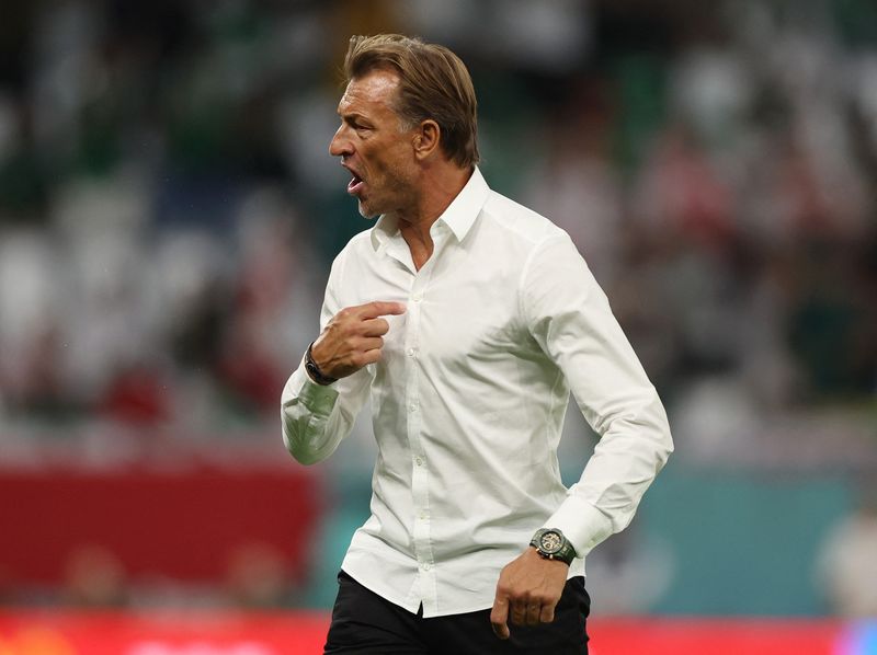 &copy; Reuters. Técnico da seleção da Arábia Saudita, Hervé Renard, durante partida contra a Polônia pela Copa do Mundo do Catar
26/11/2022 REUTERS/Matthew Childs