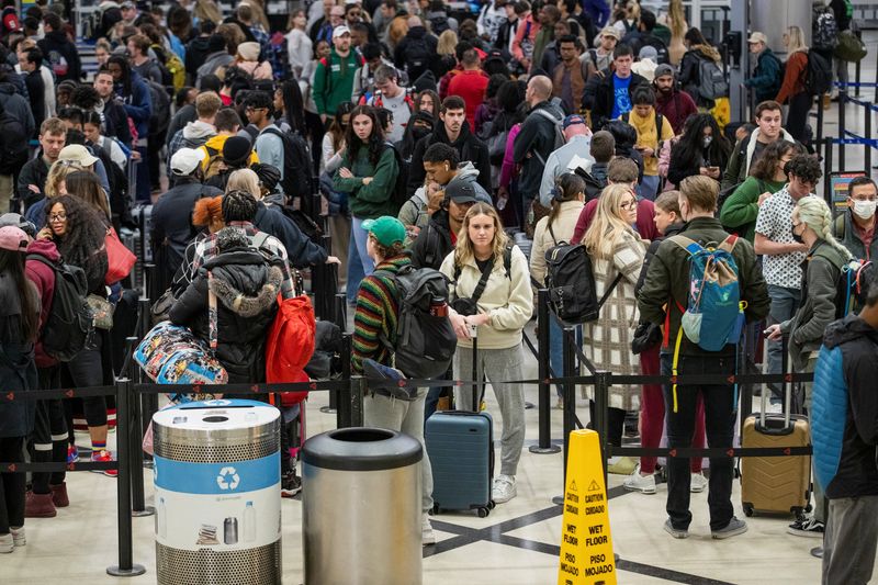 U.S. screened 2.56 million air passengers Sunday, highest since 2019