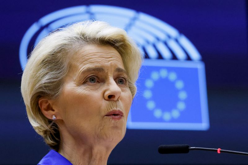 &copy; Reuters. FOTO DE ARCHIVO: La presidenta de la Comisión Europea, Ursula von der Leyen, en el pleno del Parlamento Europeo en Bruselas, Bélgica, el 9 de noviembre de 2022. REUTERS/Yves Herman