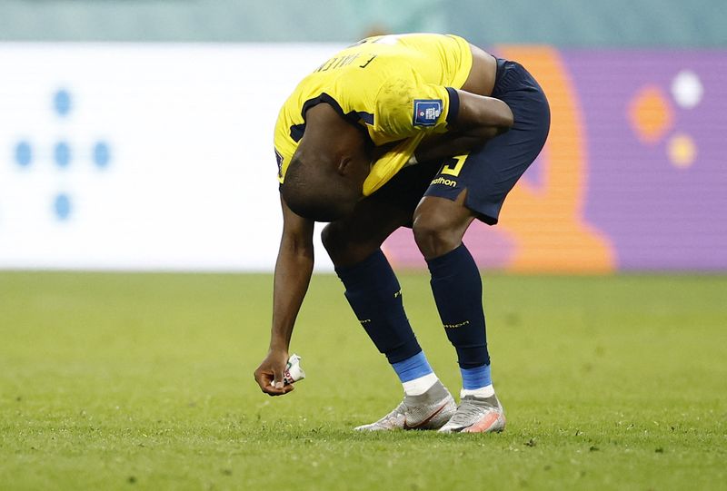 &copy; Reuters. Enner Valencia lamenta eliminação do Equador pelo Senegal na Copa do Mundo do Catar
29/11/2022 REUTERS/Stephane Mahe