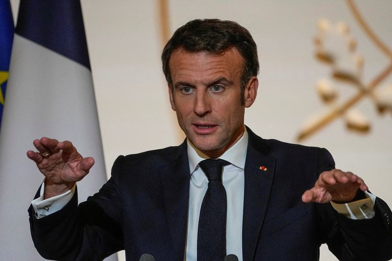 &copy; Reuters. FILE PHOTO: French President Emmanuel Macron delivers a speech as he hosts a reception for the mayors of France, at the Elysee Palace, in Paris, France, November 23, 2022. Michel Euler/Pool via REUTERS/File Photo