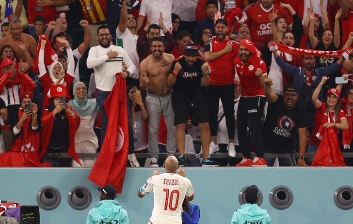 &copy; Reuters. Nov 30, 2022 
Foto del miércoles del futbolista de Túnez  Wahbi Khazri celebrando tras marcar ante Francia 
 REUTERS/Hannah Mckay