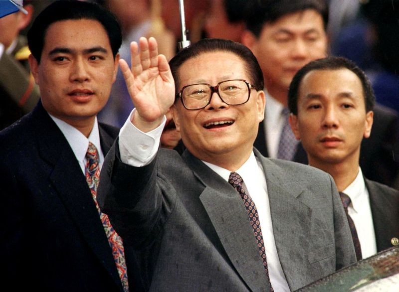 &copy; Reuters. الرئيس الصيني السابق جيانغ تسه مين - صورة من أرشيف رويترز.