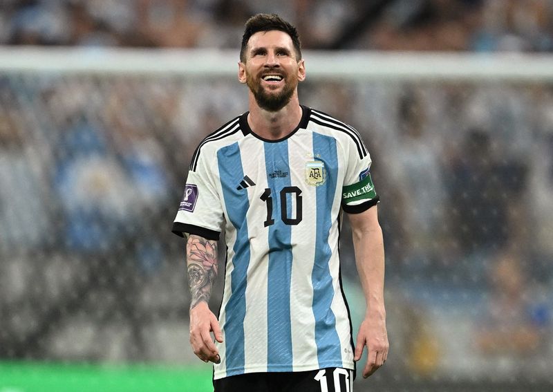 &copy; Reuters. Lionel Messi durante partida da Argentina contra o México pela Copa do Mundo do Catar
26/11/2022 REUTERS/Dylan Martinez