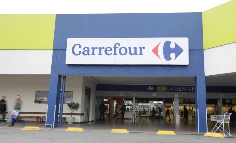 &copy; Reuters. Visão geral de supermercado Carrefour em São Paulo, Brasil. 18/07/2017. REUTERS/Paulo Whitaker/File Photo