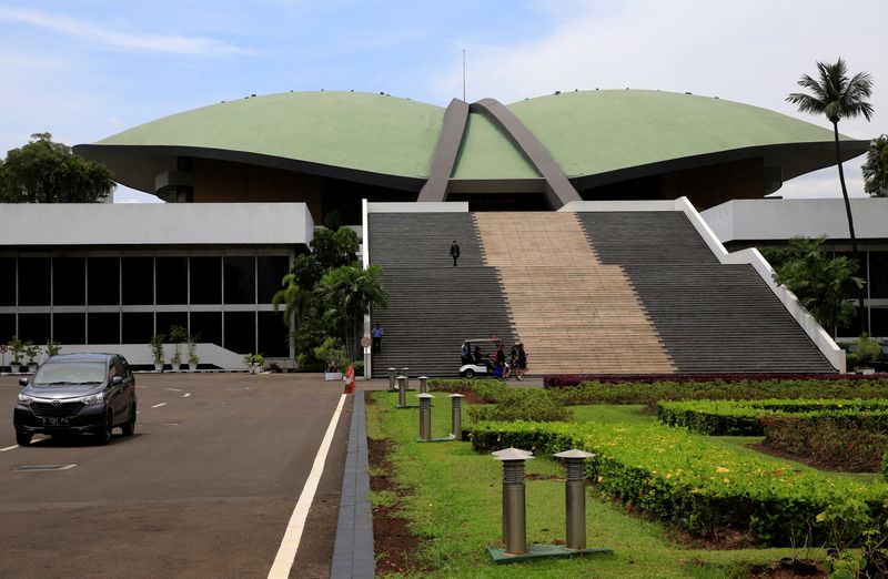 &copy; Reuters. منظر عام لمبنى البرلمان الإندونيسي في جاكرتا في صورة من أرشيف رويترز. 