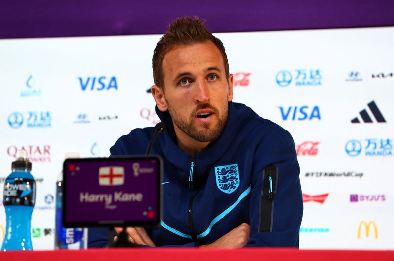 &copy; Reuters. El jugador de Inglaterra Harry Kane durante una conferencia de prensa en Doha, Qatar - 3 de diciembre de 2022 REUTERS/Gareth Bumstead