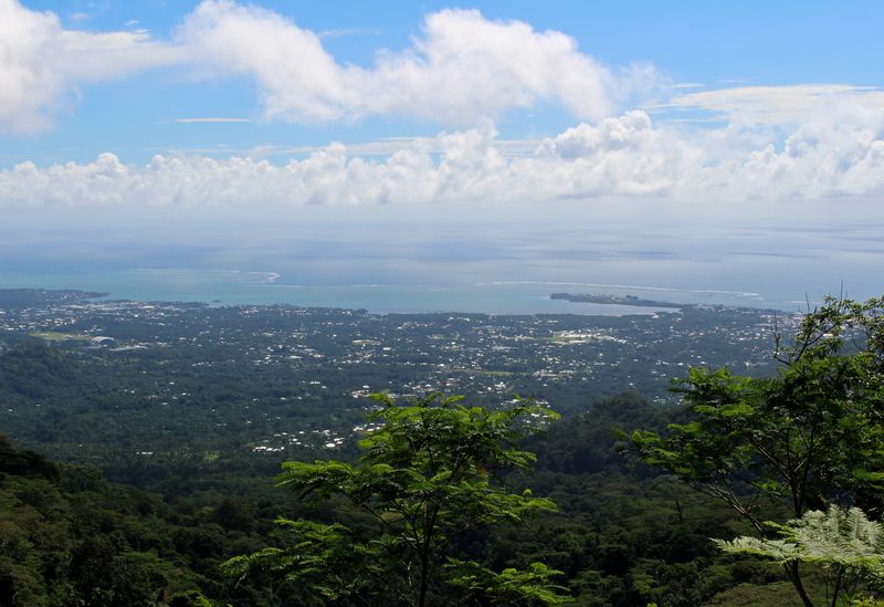 &copy; Reuters. FOTO DE ARCHIVO: Imagen referencial de una vista de la capital Apia, Samoa. 12 de julio, 2019. REUTERS/Jonathan Barrett/Archivo