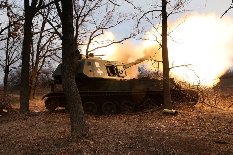 ウクライナの戦闘、冬季は抑制された状態続く　米情報長官が分析