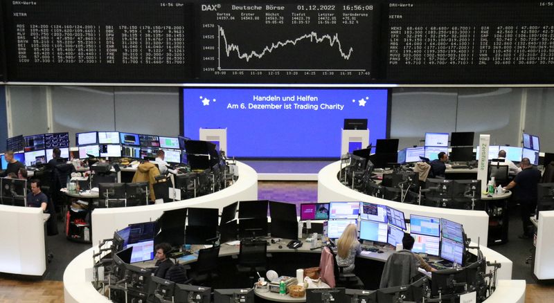 European shares slip on recession fears, China optimism limits losses