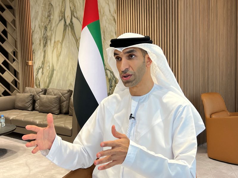 © Reuters. وزير الدولة الإماراتي للتجارة الخارجية ثاني الزيودي يتحدث خلال مقابلة مع رويترز في دبي يوم 30 يونيو حزيران 2022. تصوير: عبد الهادي رماحي - رويترز>