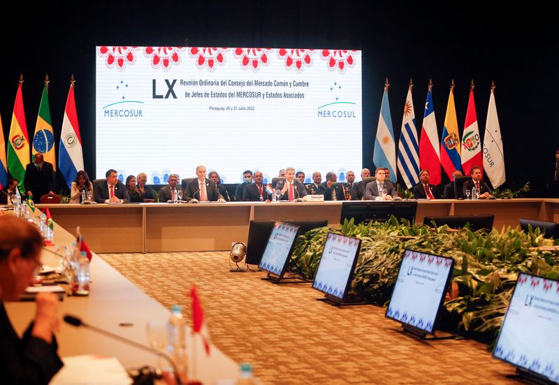 &copy; Reuters. Presidents and delegates of the member countries of the South American Mercosur bloc attend a summit, in Luque, Paraguay July 21, 2022. REUTERS/Cesar Olmedo/File Photo
