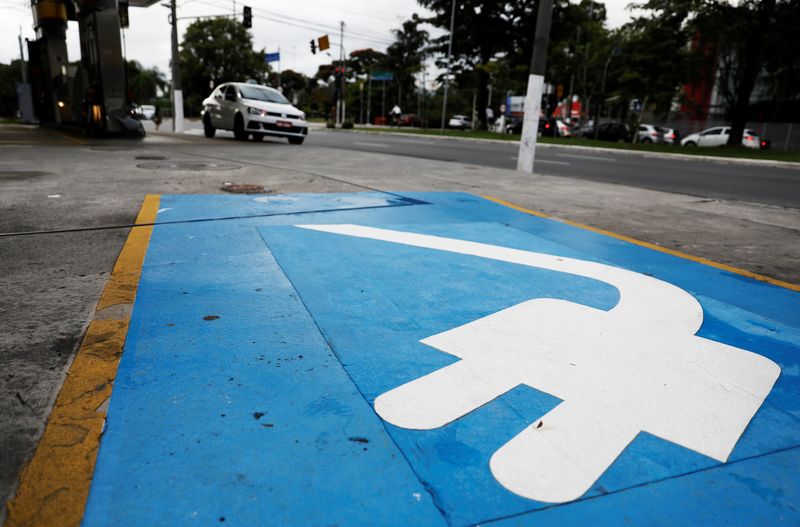 &copy; Reuters. Estação de carregamento de veículos elétricos em São Paulo
03/03/2018
REUTERS/Nacho Doce