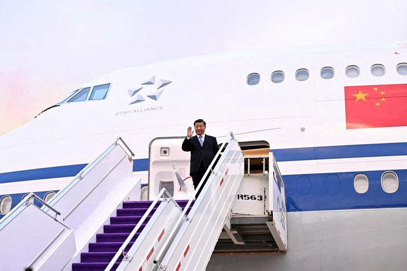 Saudi Arabia and China sign strategic deals, Xi heralds 'new era'