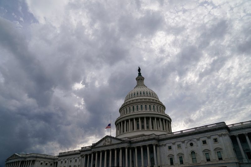 &copy; Reuters. FILE PHOTO: Clouds form over the U.S. Capitol in Washington, U.S. September 29, 2020. REUTERS/Erin Scott/File Photo