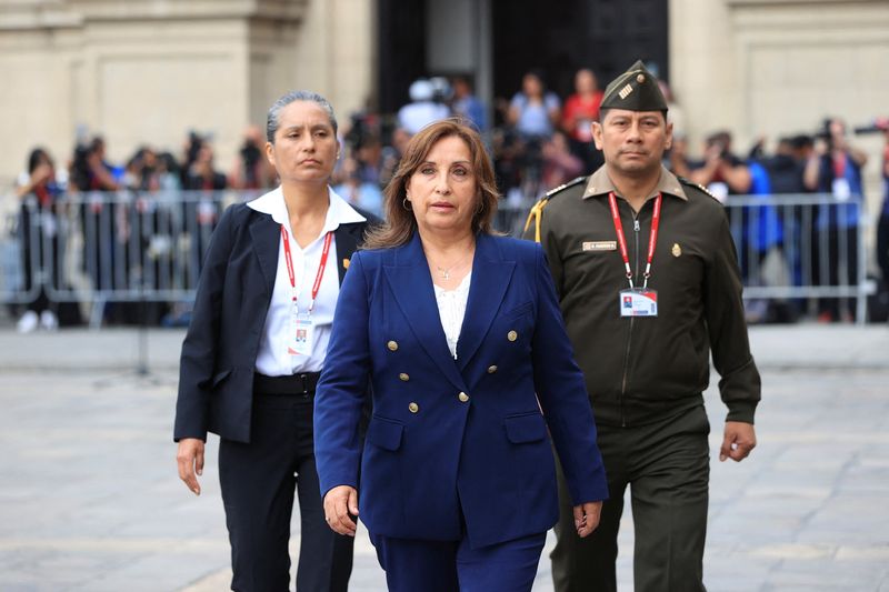 © Reuters. Peru's new President Dina Boluarte arrives to speak to the media at the Government Palace, in Lima, Peru December 8, 2022. Peru's Presidency/Handout via REUTERS