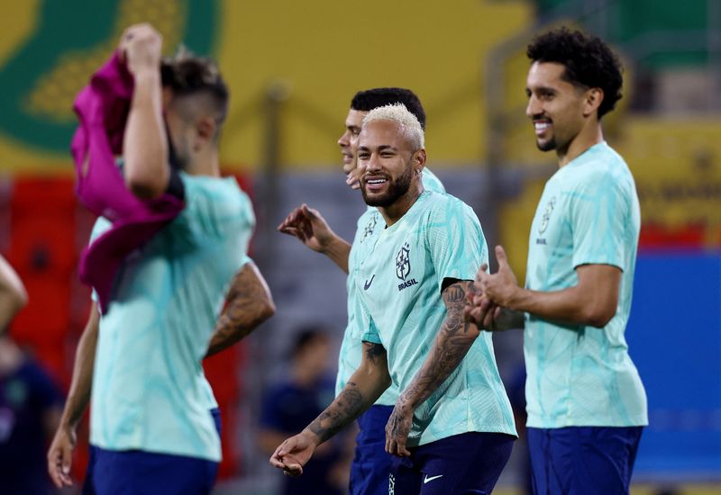 &copy; Reuters. Jogadores do Brasil durante treino no Catar
 8/12/2022    REUTERS/Lee Smith