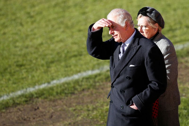 &copy; Reuters. El rey Carlos de Inglaterra visita el Wrexham Football Club, en Wrexham, Reino Unido. 9 de diciembre, 2022. REUTERS/Ed Sykes