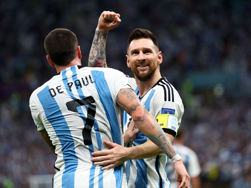 &copy; Reuters. Messi comemora gol na vitória da Argentina sobre a Holanda
09/12/2022
REUTERS/Kai Pfaffenbach