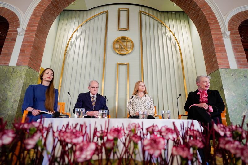 Nobel awards to take place in Stockholm with full glitz and glamour