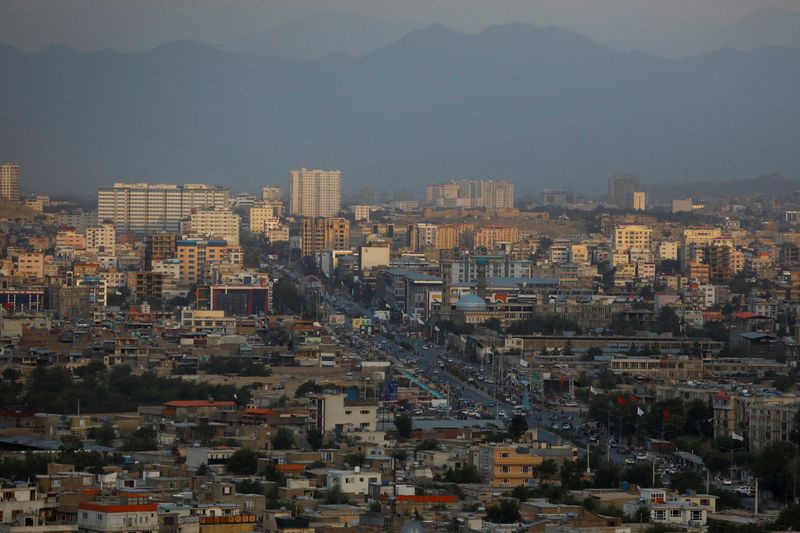 &copy; Reuters. Une vue générale de la ville de Kaboul. /Photo prise le 5 août 2022/REUTERS/Ali Khara