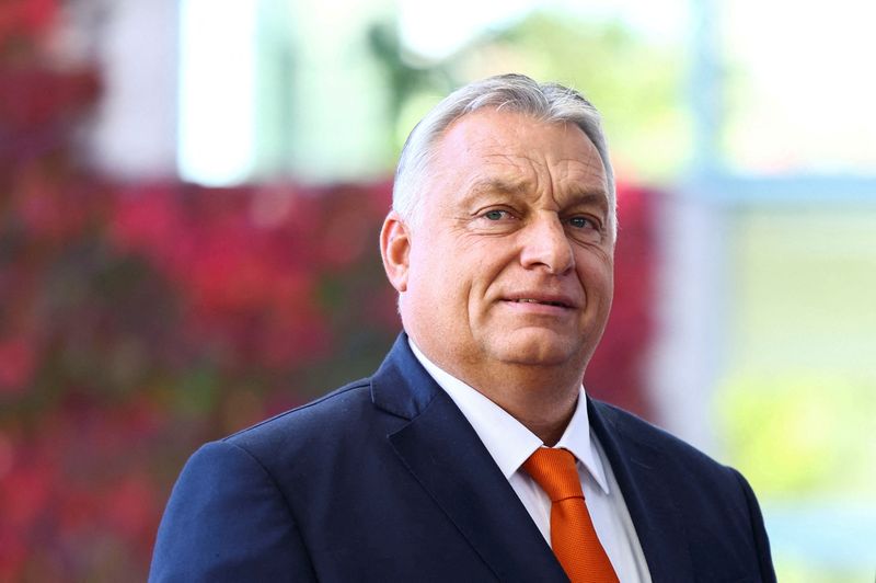 &copy; Reuters. FILE PHOTO: Hungarian Prime Minister Viktor Orban looks on as he is welcomed by German Chancellor Olaf Scholz for bilateral talks at the Chancellery in Berlin, Germany, October 10, 2022. REUTERS/Lisi Niesner/File Photo