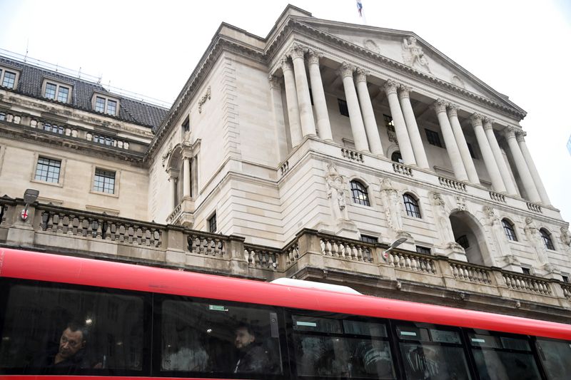 &copy; Reuters. FILE PHOTO: A London bus passes by the Bank of England building, in London, Britain November 3, 2022. REUTERS/Toby Melville