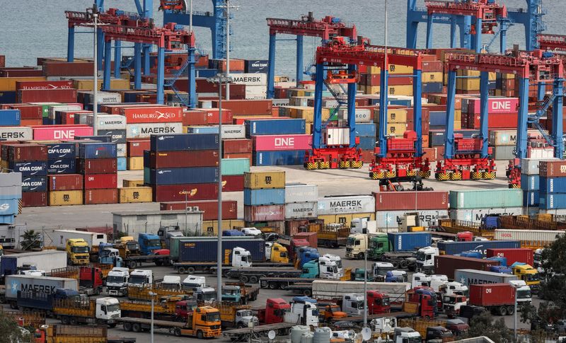 &copy; Reuters. FILE PHOTO: Shipping containers are seen stacked at Beirut's port, during a countrywide lockdown to prevent the spread of the coronavirus disease (COVID-19) in Beirut, Lebanon, April 8, 2020. REUTERS/Mohamed Azakir/File Photo