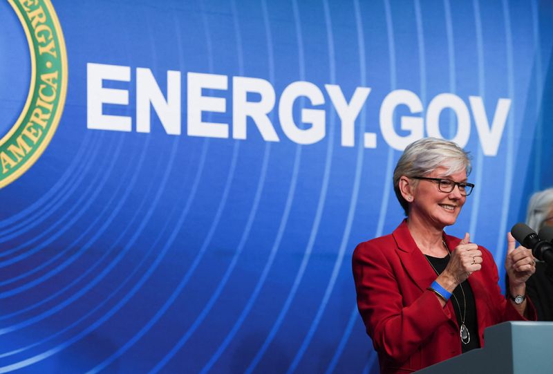 &copy; Reuters. وزيرة الطاقة الأمريكية جنيفر جرانهولم تتحدث خلال مؤتمر صحفي عن اندماج الطاقة في واشنطن يوم الثلاثاء. تصوير: ماري كالفرت - رويترز. 