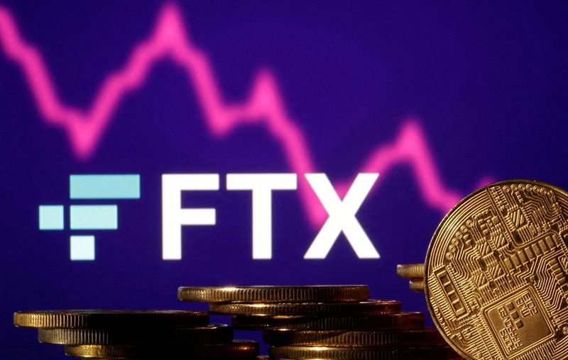 &copy; Reuters. FILE PHOTO: FILE PHOTO: FILE PHOTO: FILE PHOTO: Representations of cryptocurrencies are seen in front of displayed FTX logo and decreasing stock graph in this illustration taken November 10, 2022. REUTERS/Dado Ruvic/Illustration/File Photo/File Photo/File