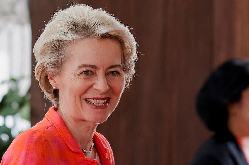 &copy; Reuters. FILE PHOTO: European Commission President Ursula von der Leyen arrives for the G20 leaders' summit in Nusa Dua, Bali, Indonesia, November 15, 2022. REUTERS/Willy Kurniawan/Pool/File Photo