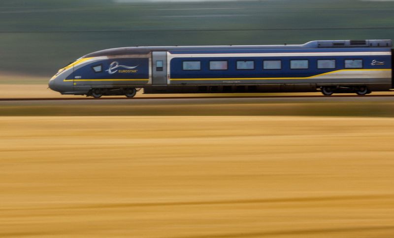 &copy; Reuters. FILE PHOTO: A high-speed Eurostar train speeds on the LGV Nord rail track outside Rully near Paris, France, July 26, 2022. REUTERS/Gonzalo Fuentes
