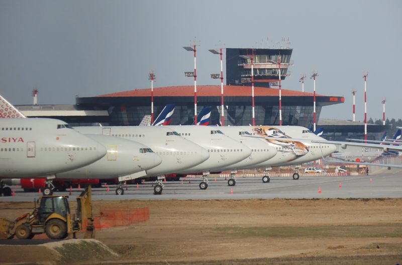 &copy; Reuters. FILE PHOTO: Planes are seen parked at Sheremetyevo International Airport, as the spread of the coronavirus disease (COVID-19) continues, outside Moscow, Russia April 9, 2020 REUTERS/Tatyana Makeyeva/File Photo