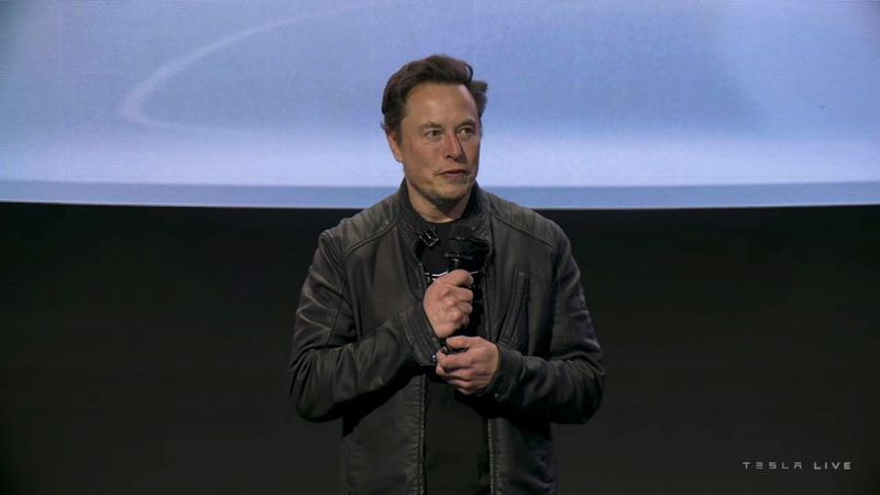 Musk cashes out another $3.6 billion in Tesla stock