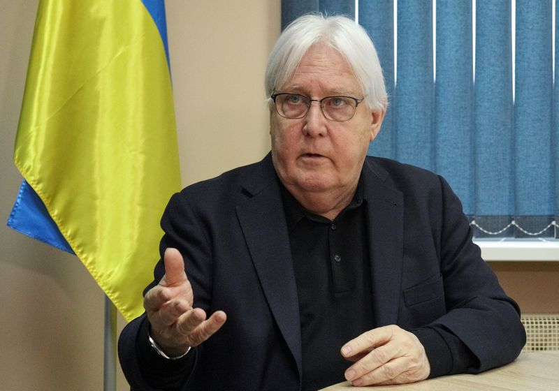 © Reuters. Under-Secretary-General for Humanitarian Affairs and Emergency Relief Coordinator Martin Griffiths speaks during an interview with Reuters, amid Russia's attack on Ukraine, in Kyiv, Ukraine December 15, 2022. REUTERS/Yurii Kovalenko
