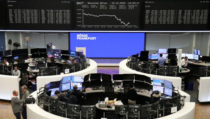 © Reuters. The German share price index DAX graph is pictured at the stock exchange in Frankfurt, Germany, December 15, 2022.    REUTERS/Staff