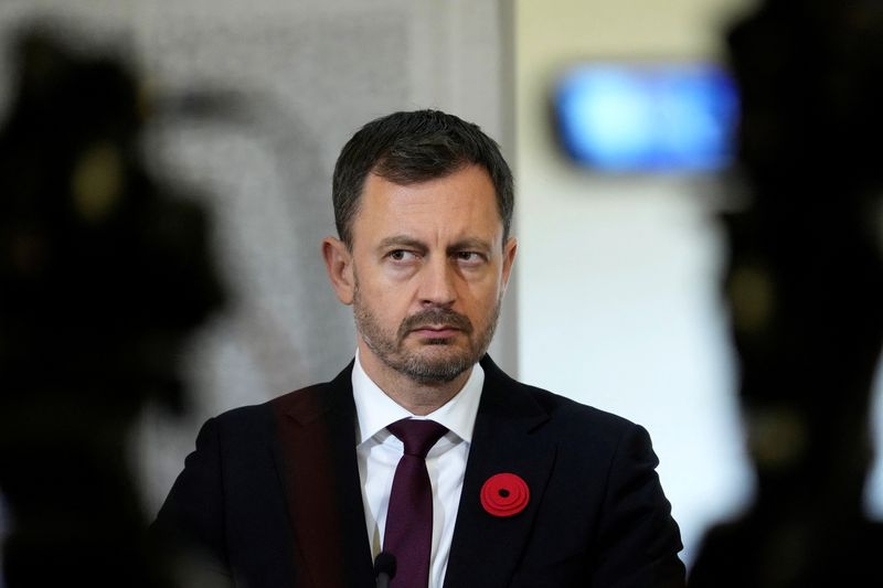 © Reuters. FILE PHOTO: Slovakian Prime Minister Eduard Heger listens during a news conference in Tallinn, Estonia November 11, 2022. REUTERS/Ints Kalnins