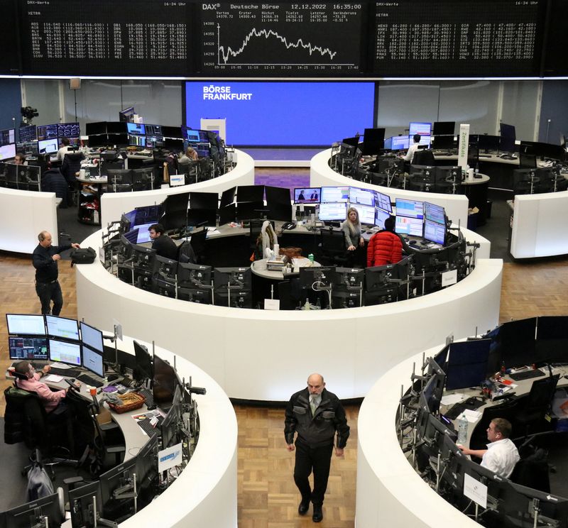 &copy; Reuters. Panoramica della borsa di Francoforte.    REUTERS/Staff